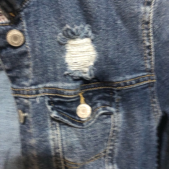 Distressed jean jacket, extra small - Picture 2 of 4